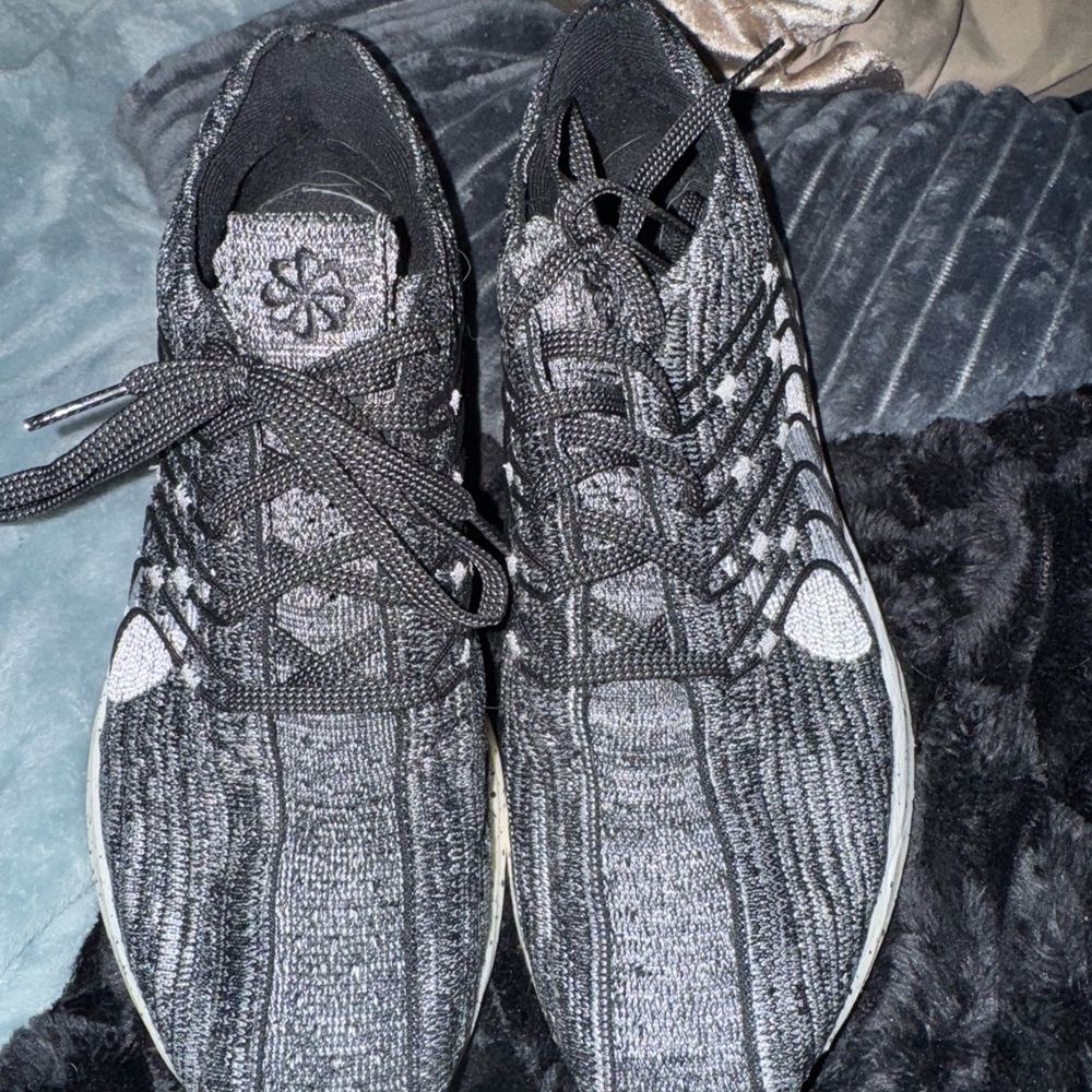 Stylish Black and Gray Women's Sneakers